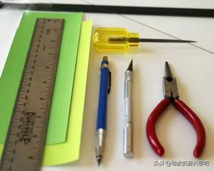 做元宵节的灯笼手工简单又漂亮(元宵节必备纸艺小灯笼手工制作)(41)