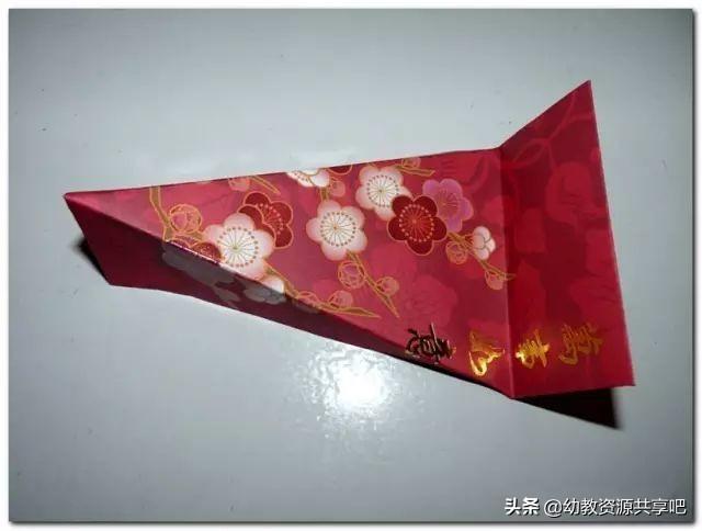 做元宵节的灯笼手工简单又漂亮(元宵节必备纸艺小灯笼手工制作)(57)