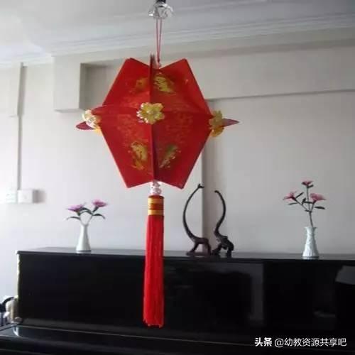 做元宵节的灯笼手工简单又漂亮(元宵节必备纸艺小灯笼手工制作)(47)