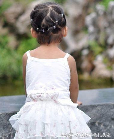 简单扎头发步骤儿童发型(超级可爱漂亮的儿童扎发发型)(6)