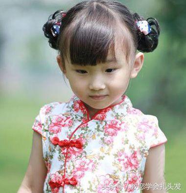 简单扎头发步骤儿童发型(超级可爱漂亮的儿童扎发发型)(10)