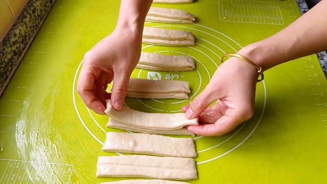 油条的18种家常做法(馋了好久的油条)(7)