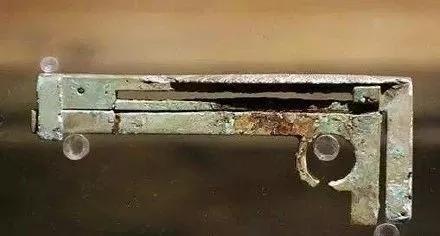 真实历史中的王莽(揭秘史上最牛穿越之子)(2)