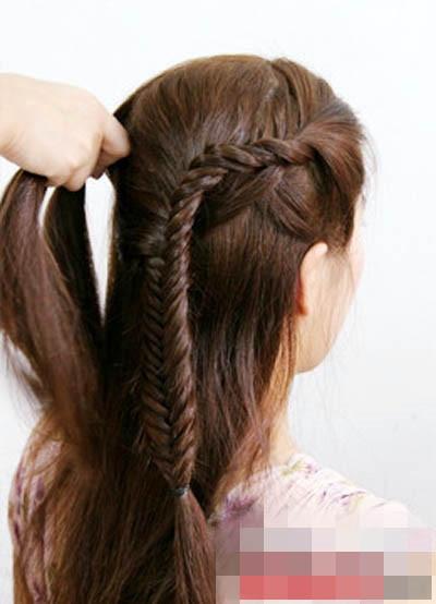 简单韩式编发教程图解(5款超赞的韩式编发图解教程)(7)
