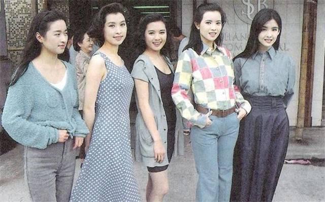 90年代都有哪些港台剧(70年代生人记忆中那些历久弥新的港台连续剧)(73)