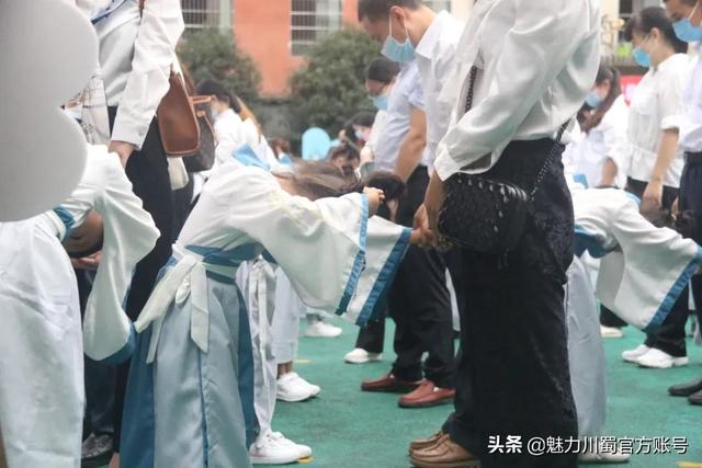 绵阳中学实验外国语学校官网(绵阳外国语学校)(14)