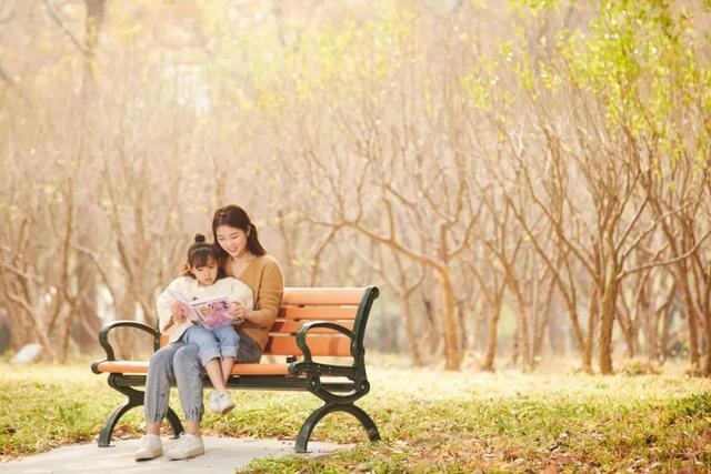 关于母亲的古诗100首(写尽母亲的一生)(3)