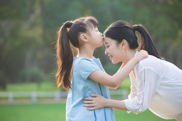 关于母亲的古诗100首(写尽母亲的一生)(1)