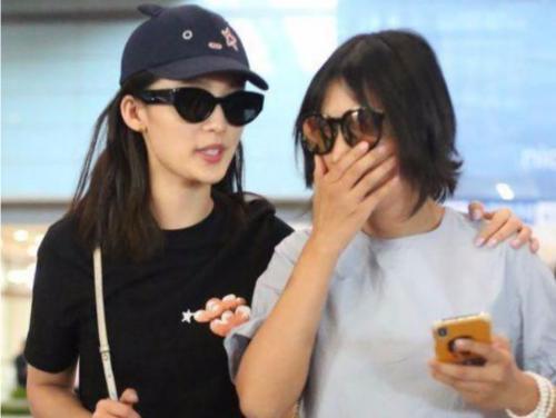 李沁杨洋颁奖典礼同框(34有负众望)(19)