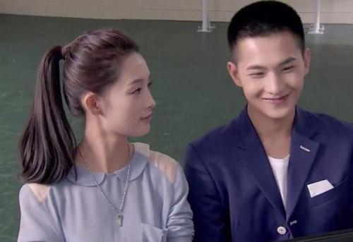 李沁杨洋颁奖典礼同框(34有负众望)(30)