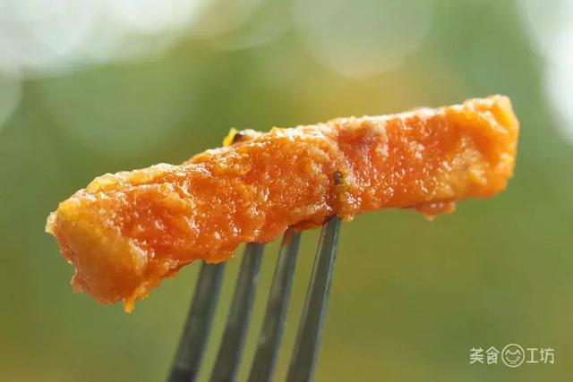 蛋黄焗南瓜家庭的做法(没人不爱的蛋黄焗南瓜)(4)