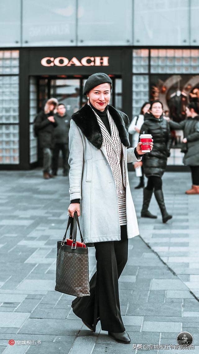 穿衣搭配技巧30个（穿衣搭配的最基础需要）(5)