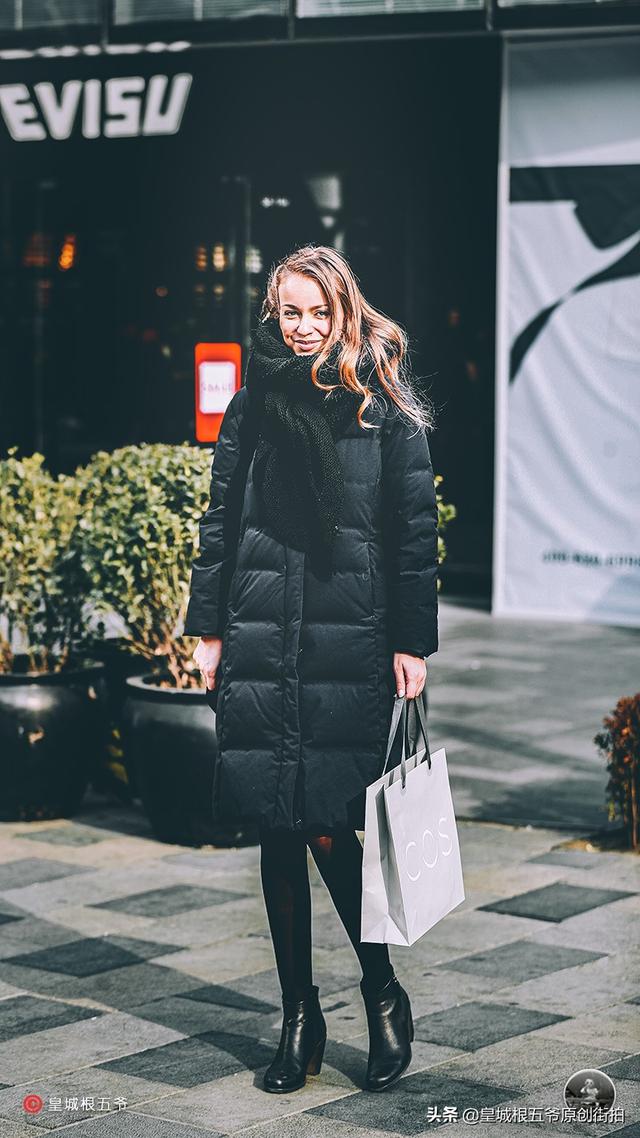 穿衣搭配技巧30个（穿衣搭配的最基础需要）(4)