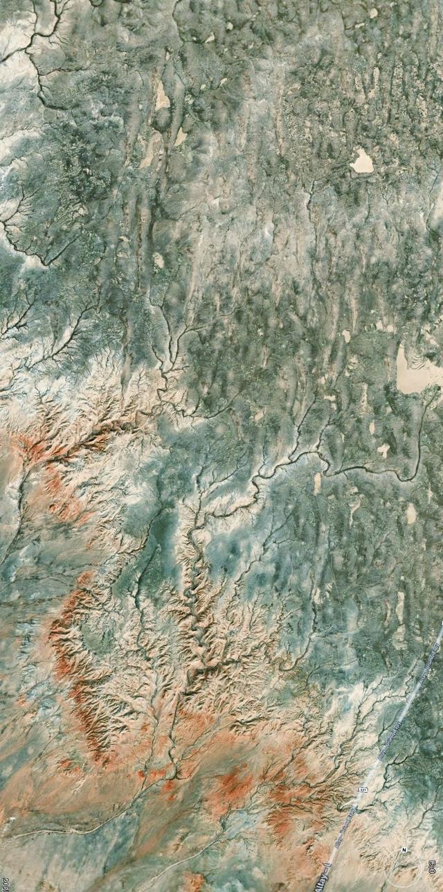 在太空俯瞰地球的真实全貌（从太空看地球的样子）(11)