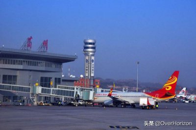 国内机场中转免费住宿(国内机场中转各项权益大汇总)