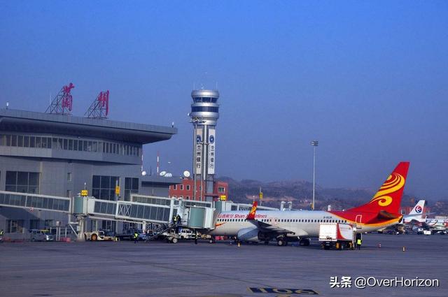 国内机场中转免费住宿(国内机场中转各项权益大汇总)(1)