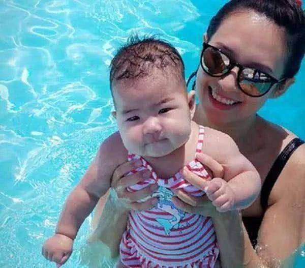 章子怡40岁二胎产子一家四口合照(章子怡回顾人生)(15)