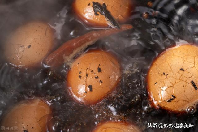 教你在家煮茶叶蛋好吃又入味(大厨教你煮正宗茶叶蛋)(8)
