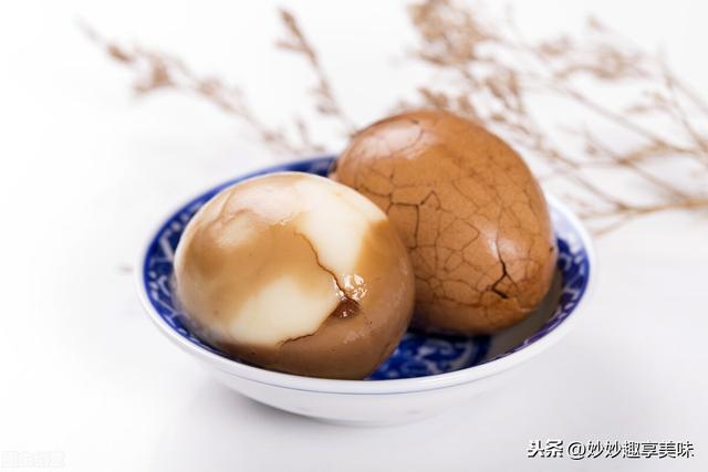 教你在家煮茶叶蛋好吃又入味(大厨教你煮正宗茶叶蛋)(10)