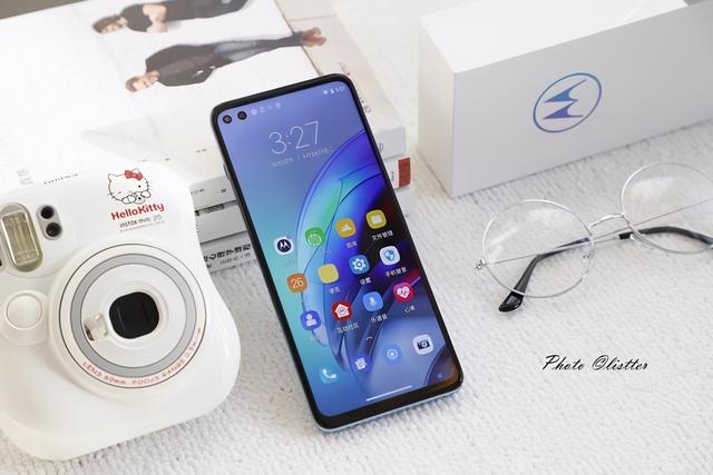 目前手机最高性价比的是哪一款(最新手机性价比排行榜出炉)(4)