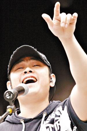 降央卓玛和刀郎现在关系(因维权将好友告了)(24)