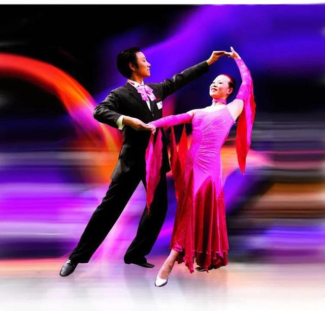 交谊舞教程简单易学(交谊舞入门教程)(4)