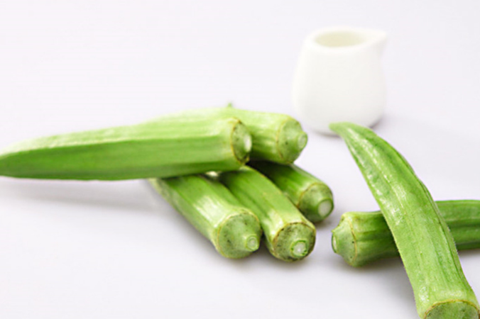 秋葵有点发黑了还能吃吗