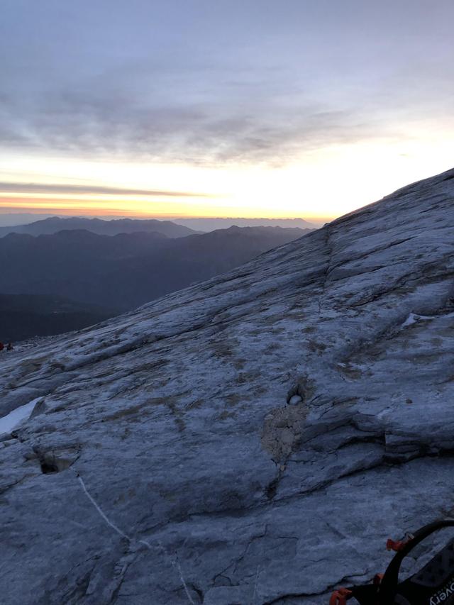 攀登雪山最佳路线图（二天时间攀登一入门级雪山）(12)