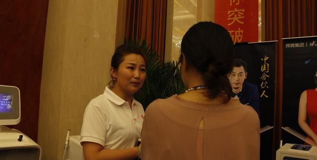 美容院宣传语,美容院周年庆活动朋友圈宣传语?图18