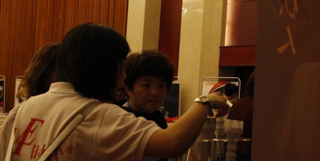 美容院宣传语,美容院周年庆活动朋友圈宣传语?图7