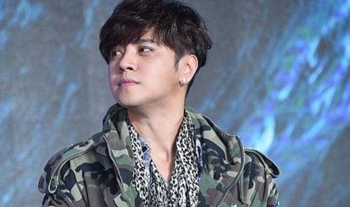 罗志祥晒练舞视频