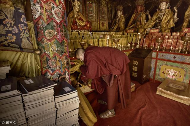 藏传佛教文殊菩萨铜像(梵林文化-文殊菩萨)(5)