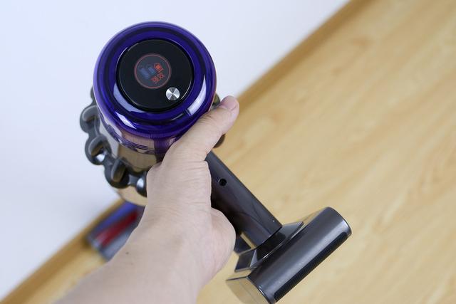 戴森吸尘器v11各种版本怎么选(戴森V11手持无绳吸尘器体验)(23)