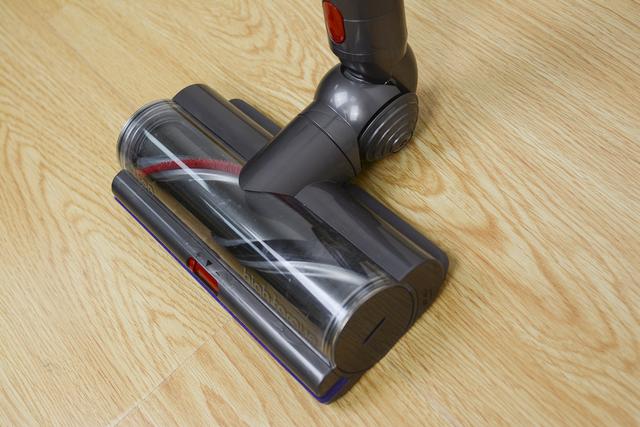 戴森吸尘器v11各种版本怎么选(戴森V11手持无绳吸尘器体验)(8)