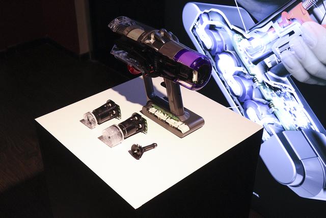 戴森吸尘器v11各种版本怎么选(戴森V11手持无绳吸尘器体验)(24)