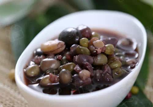 适合女性的七款美容养颜汤(女人福音10道美容汤水)(13)