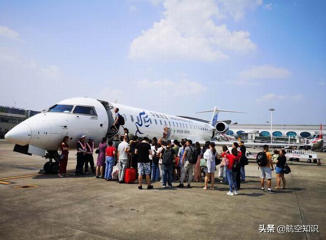 支线客机机型(国内四款支线客机乘机体验)(5)