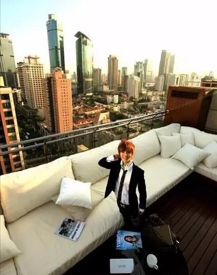 汤臣一品二公子现状（从小花到富家女）(27)