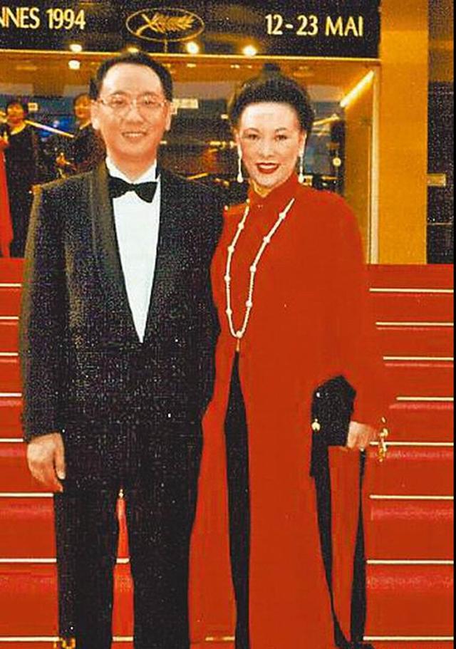 汤臣一品二公子现状（从小花到富家女）(5)