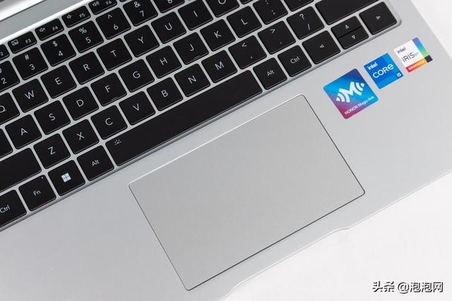 荣耀magicbook14详细评测(全新荣耀MagicBook14评测性能与续航表现惊人的14寸轻薄本)(8)
