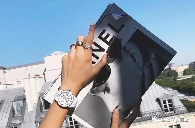 香奈儿珠宝系列都有哪些(你要的香奈儿Vintage珠宝都在这里)(60)