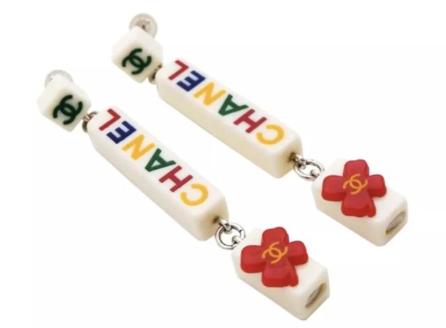 香奈儿珠宝系列都有哪些(你要的香奈儿Vintage珠宝都在这里)(57)