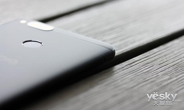 努比亚z17mini外观尺寸(双摄玩出了新高度)(11)