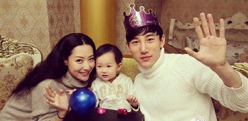 刚出道获成龙钦点的是谁(刚出道获成龙钦点)(17)