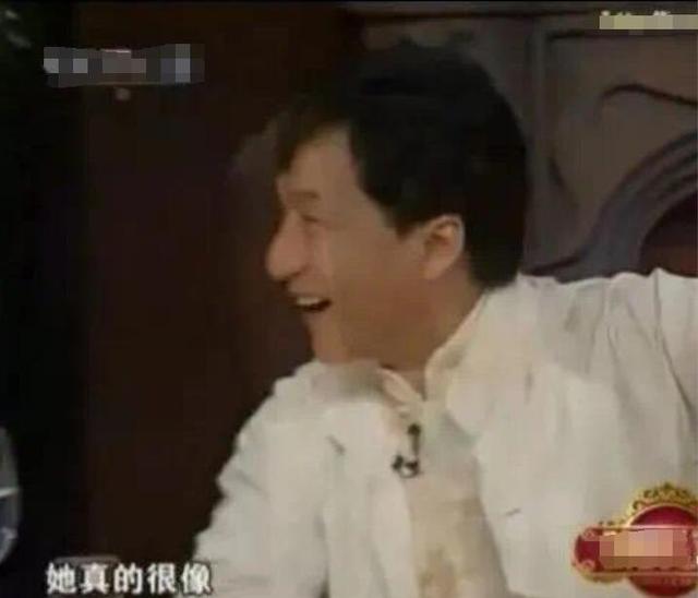 刚出道获成龙钦点的是谁(刚出道获成龙钦点)(12)