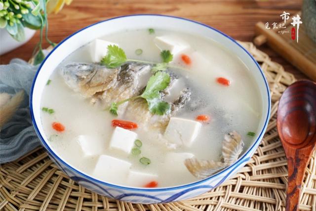 小寒节气应该吃啥食物(明日小寒九种抗寒)(8)