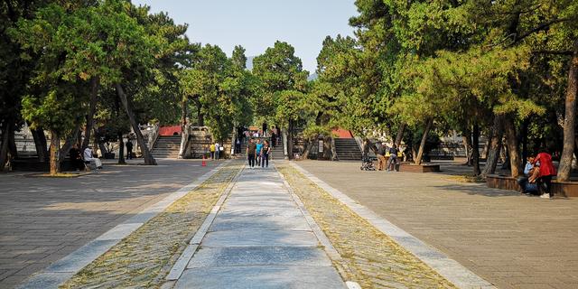 明十三陵景点介绍(5A景区皇家风范)(8)