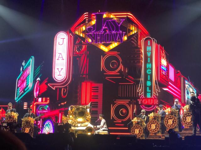 周杰伦演唱会全程听女粉丝唱 和周杰伦传绯闻后(13)