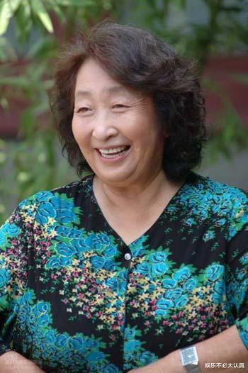 彭玉二婚丈夫情况（老戏骨彭玉一婚嫁同事）(5)