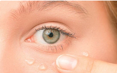 怎样正确使用眼霜,眼霜怎么用才正确方法图7